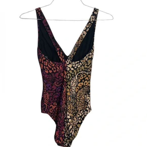 Johnny Was Two-Tone Cheetah Print One-Piece Swimsuit size Small NWOT Beachy - Picture 4 of 6